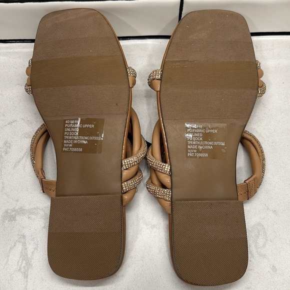 Torrid Embellished Twist Slide Beige (WW) Size 9 NWT - Picture 15 of 16